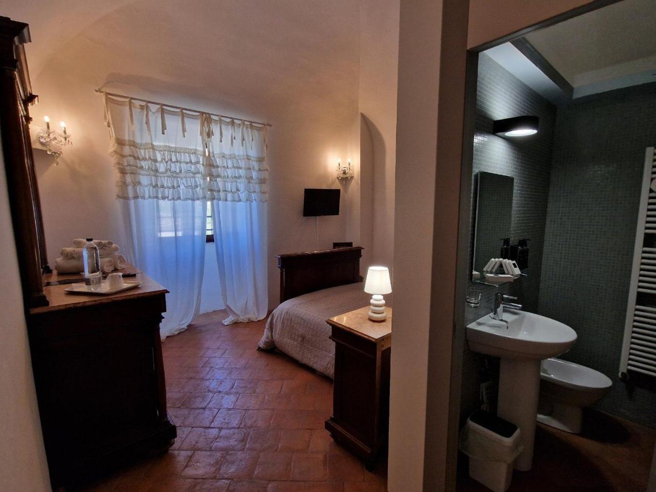 Palazzo Palitti Bed & Breakfast Roio Екстериор снимка