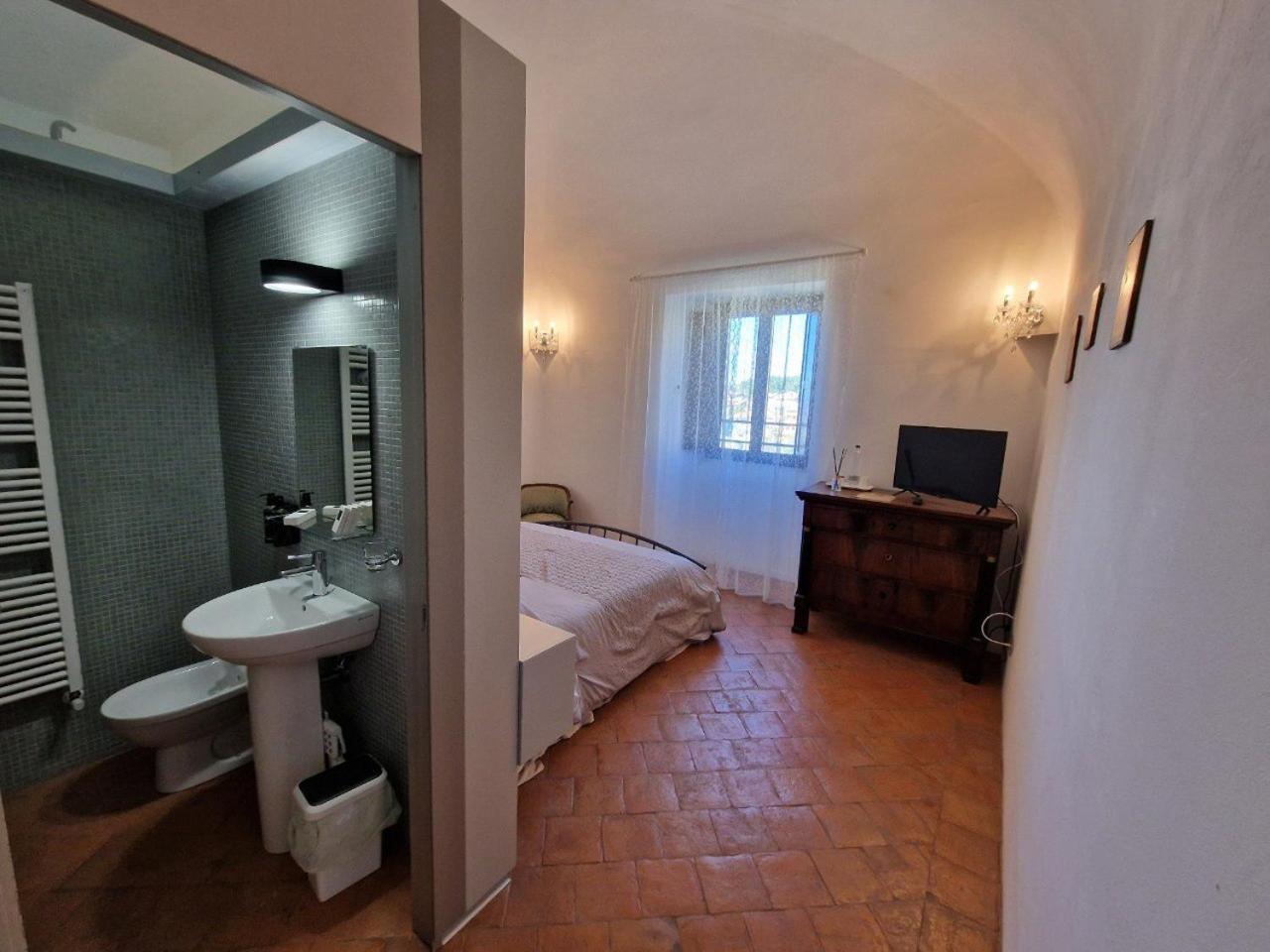 Palazzo Palitti Bed & Breakfast Roio Екстериор снимка