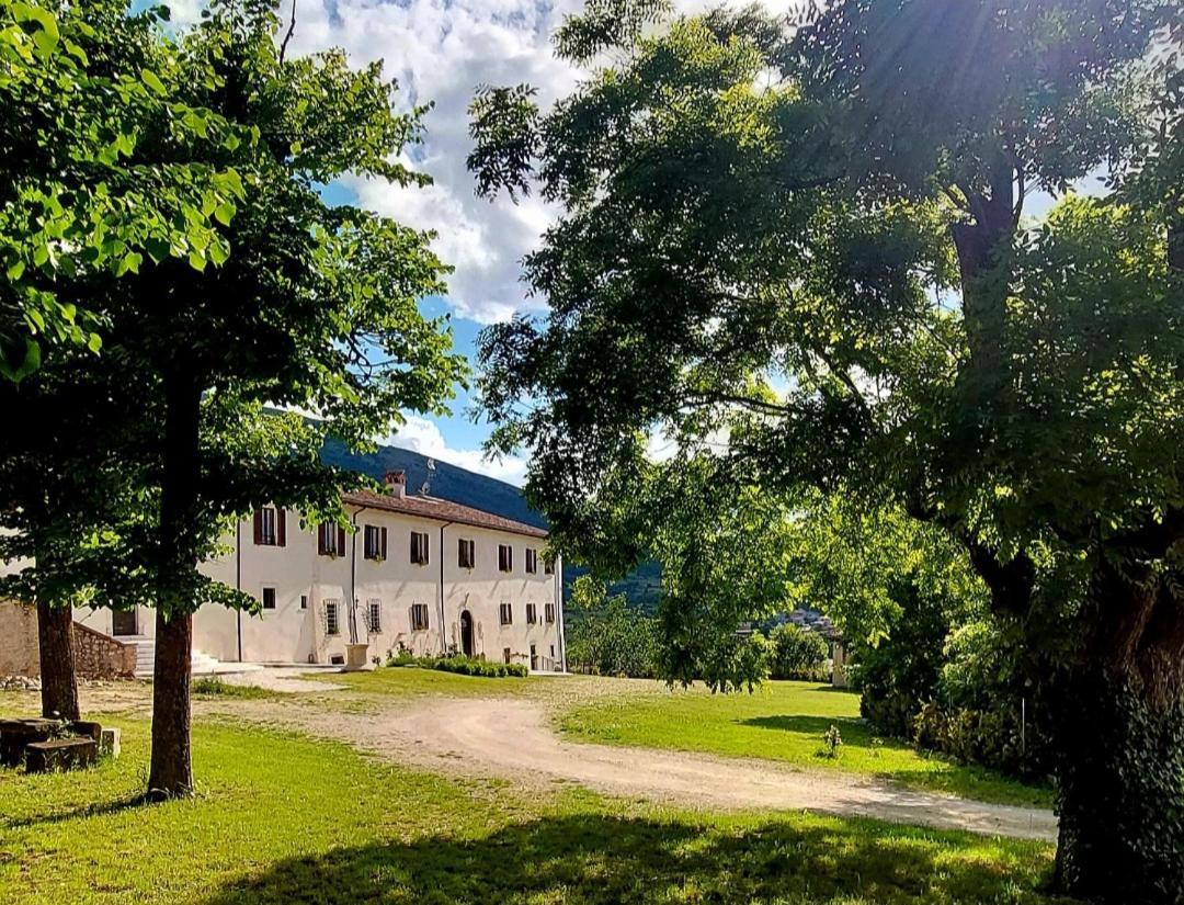 Palazzo Palitti Bed & Breakfast Roio Екстериор снимка