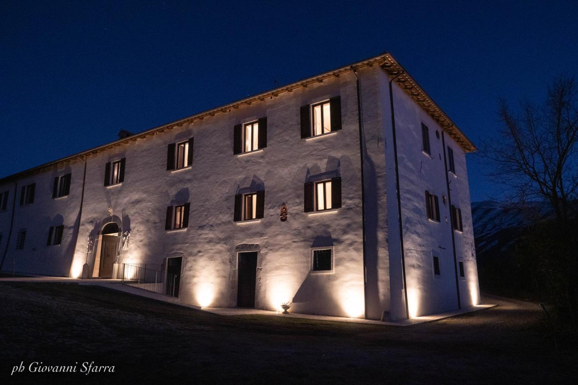 Palazzo Palitti Bed & Breakfast Roio Екстериор снимка
